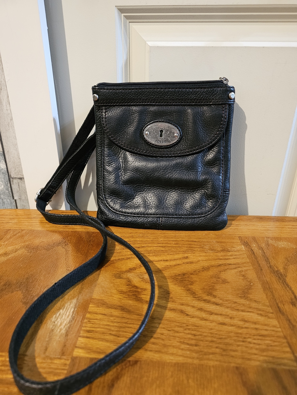 Fossil Black Leather Small Crossbody with Keyhole Plaque